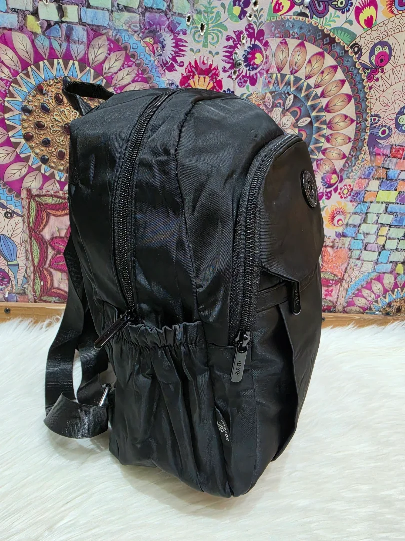 Nueva Mochila Morral de Tela Impermeable con Variedad de Compartimientos - Imagen 5