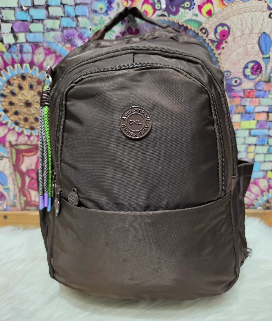 Nueva Mochila Morral de Tela Impermeable con Variedad de Compartimientos - Imagen 2
