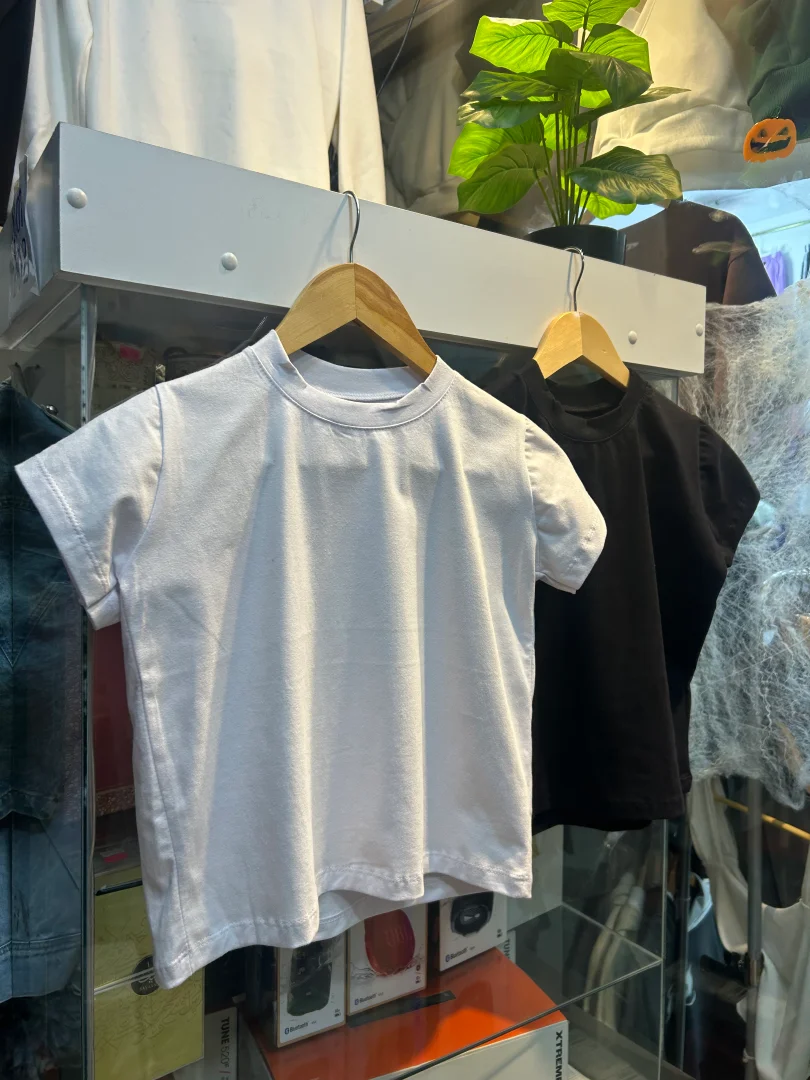 Baby Tee Algodón con Lycra Premium - IMG_8622.jpeg