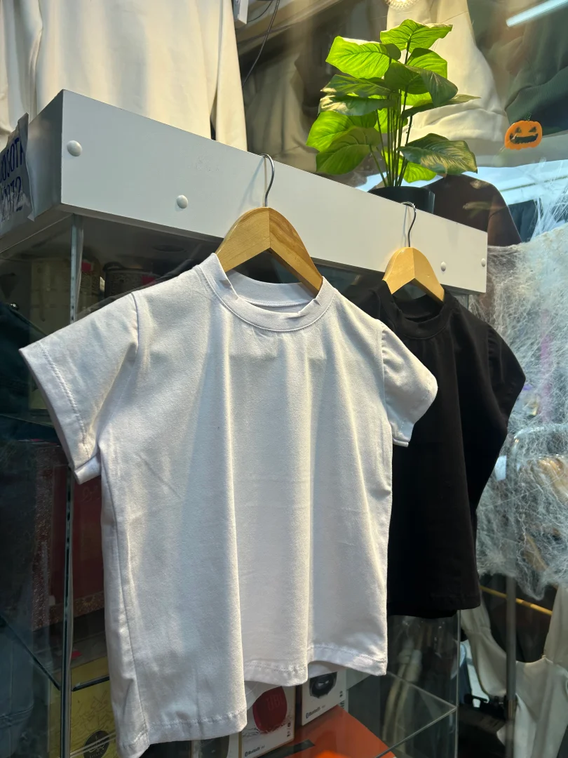 Baby Tee Algodón con Lycra Premium - IMG_8623.jpeg