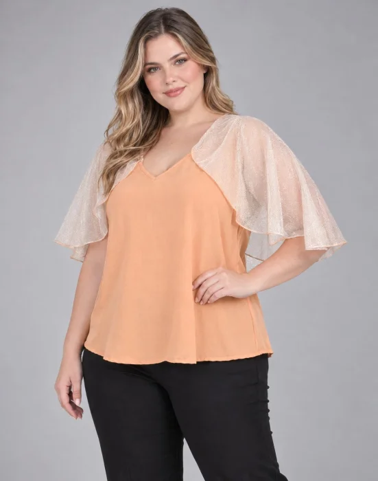 Blusa con Capa de Tul