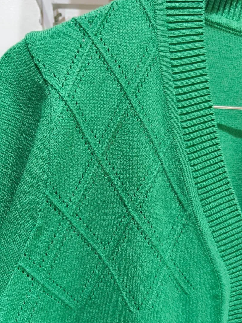 Campera Escote V - Imagen 2