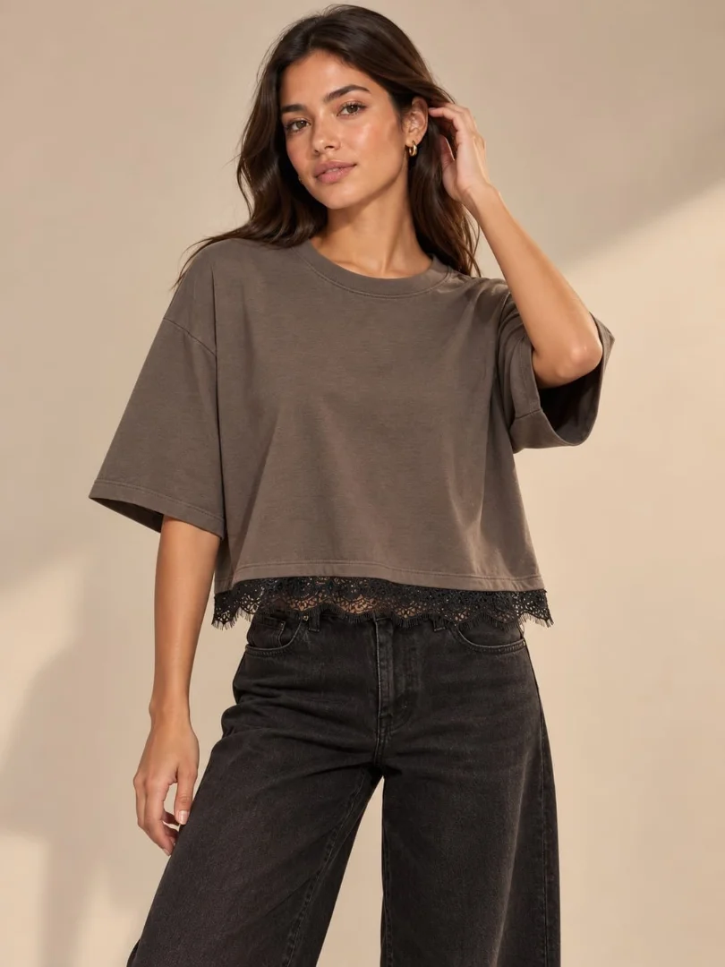 Remera con Encaje - Imagen 1