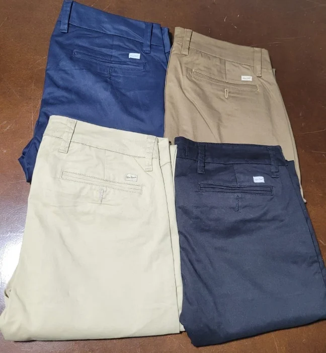 Pantalones Corte Chino