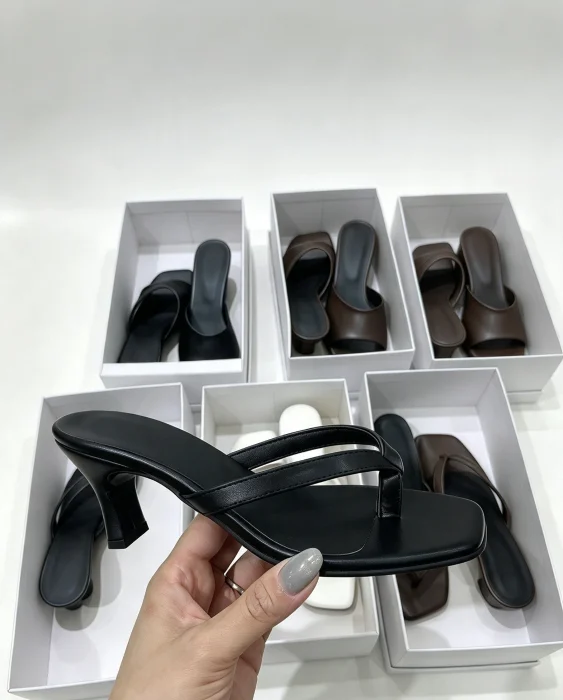 Aris Negro, Choco, Blanco