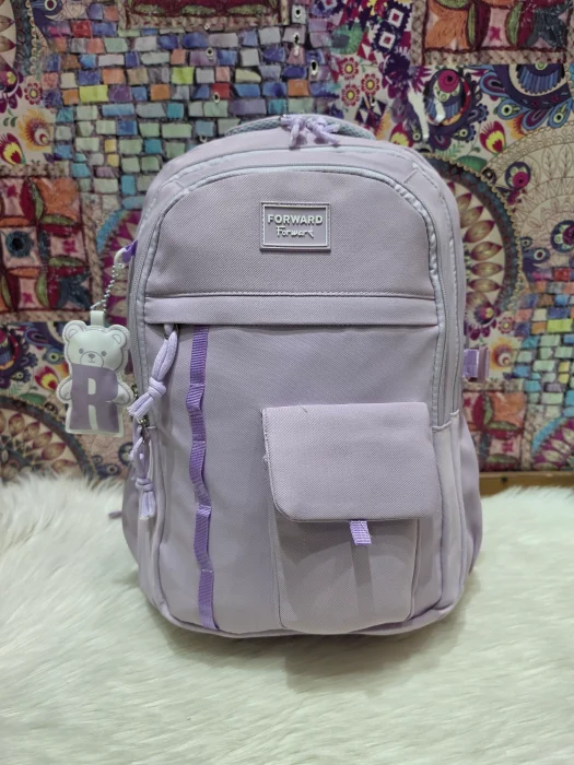 Mochila de Tela Impermeable de  Muy Buena Calidad  con Variedad de Compartimientos