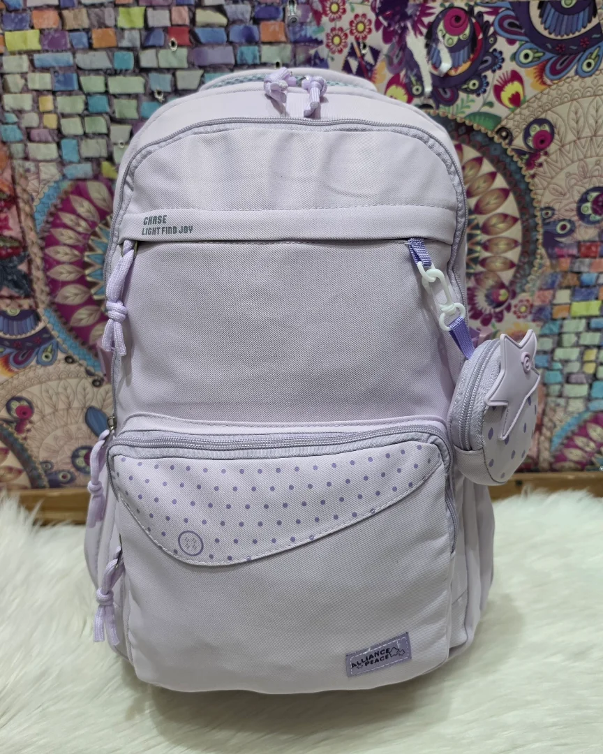 Mochila de Tela Impermeable de Muy Buena Calidad con Variedad de Compartimientos - Imagen 3