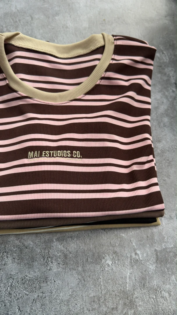 Remeras Bordadas Mai - 8d223aae-1405-4d21-9e03-946de635f547.jpeg