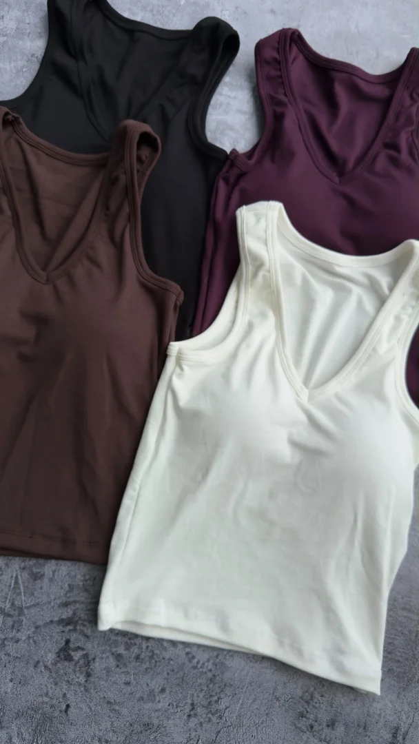Musculosas con Relleno - 762795e6-a55c-4070-89e3-85631cb48d01.jpeg