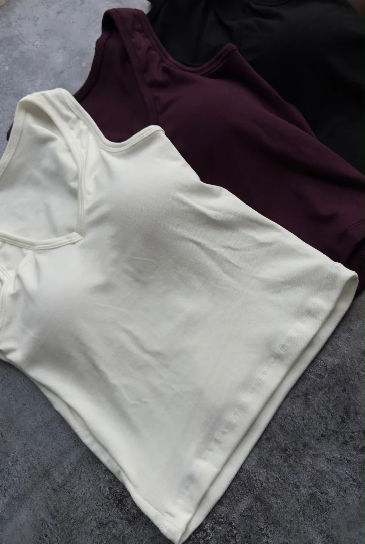 Musculosas con Relleno - 41001602-d483-4921-a70d-537bf5104b5d.jpeg