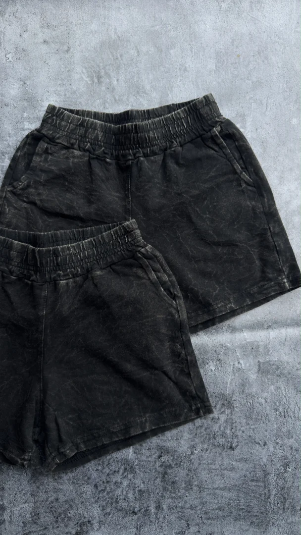Short Batik - 77de8248-f020-42e3-854f-f4fdd2fe071d.jpeg