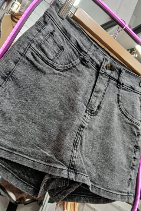 Short Pollera Gris Elastizado
