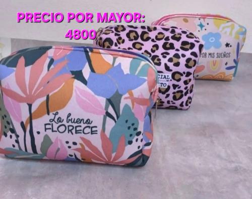 Portacosmético ( Varios Modelos y Precios en Cada Foto)