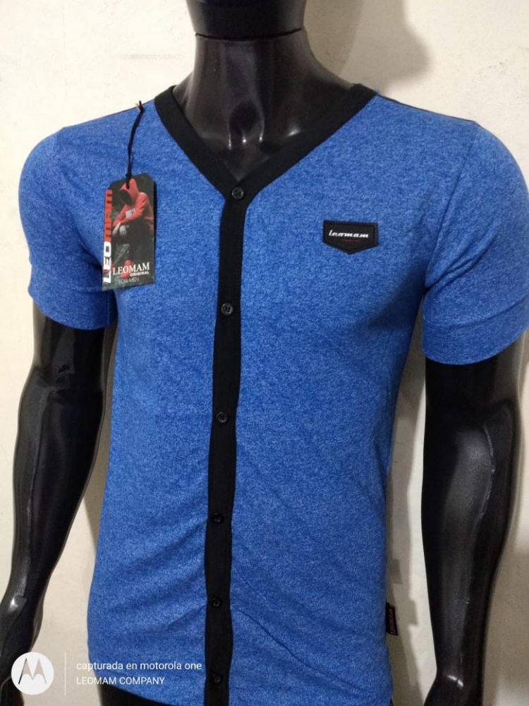 Oferta Remera con Botones - Imagen 2