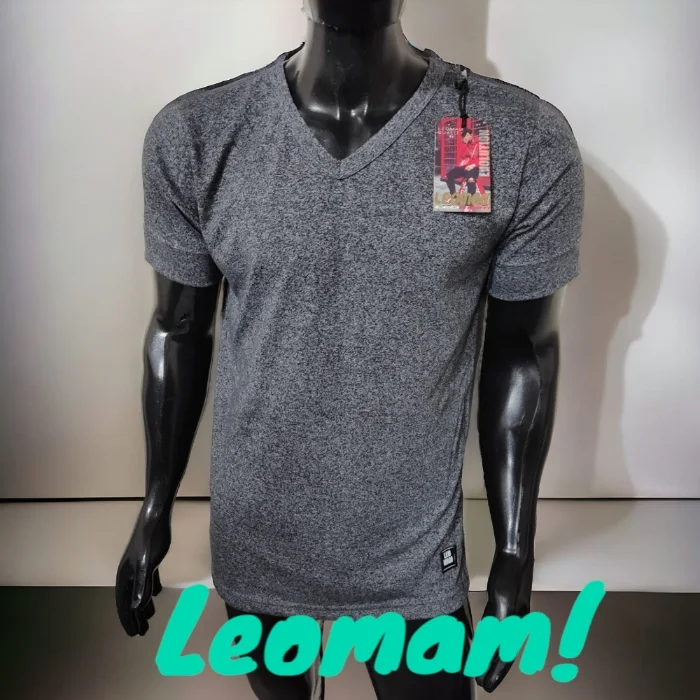 Remera Cuello V