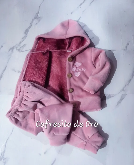 Conjunto Piel