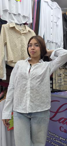 Camisa Broderi con Poplin