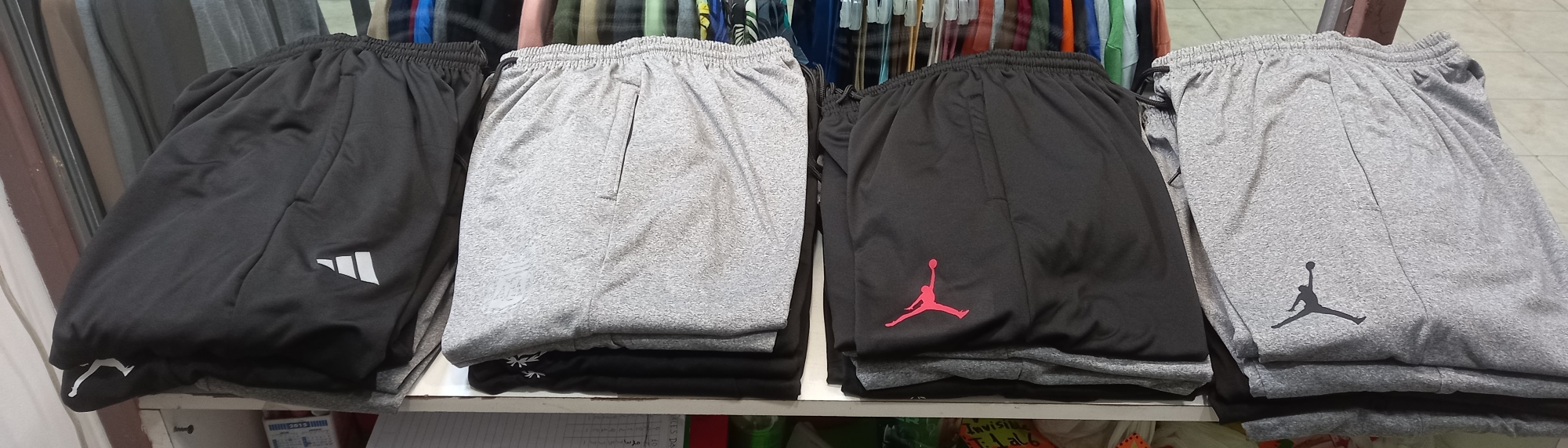 Jogging Jordan y Afa con Cierre en los Bolsillos - Imagen 2