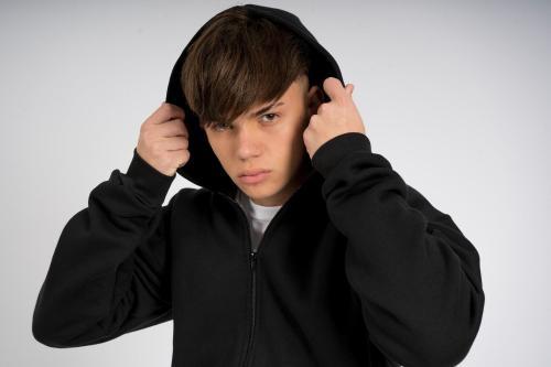 Campera Lisa Friza Invisible Peinada