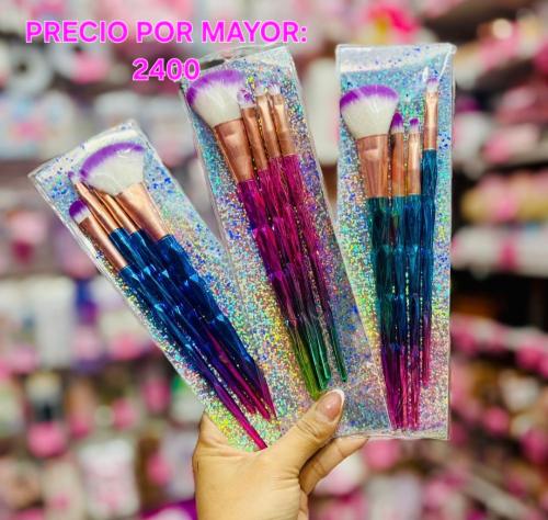 Brochas de Maquillaje( Varios Modelos y Precios en Cada Foto) - Miniatura 4