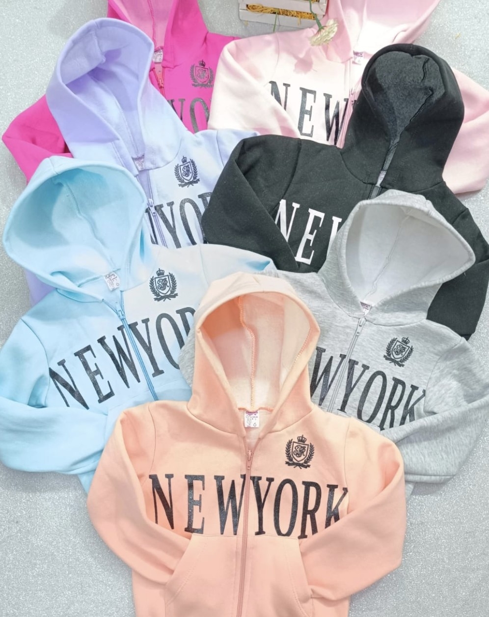 Campera Nena New York Frisa Invisible - Imagen 2