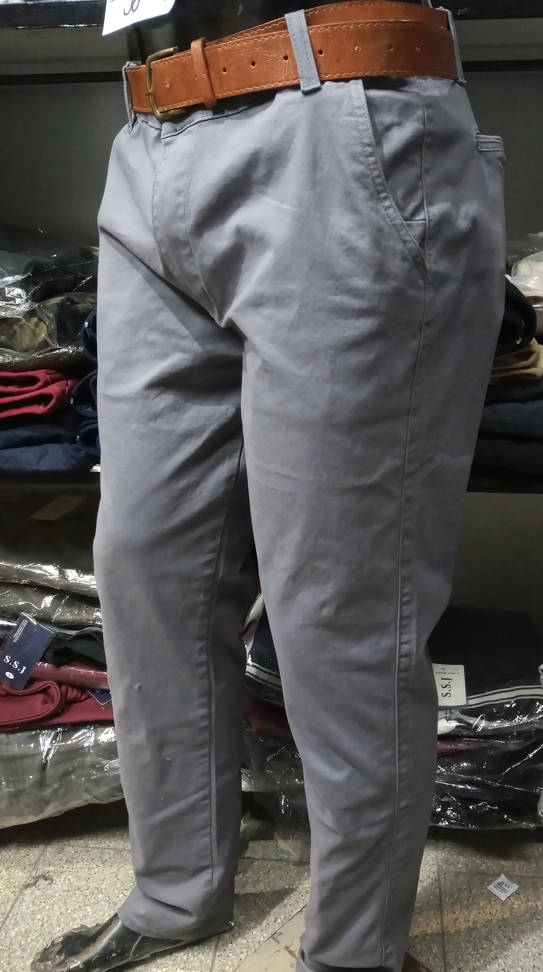 Pantalon Chino Clásico de Gabardina Semi Elastizado Hombre - Imagen 2