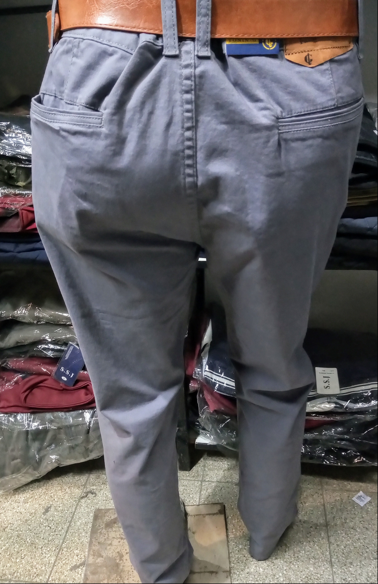 Pantalon Chino Clásico de Gabardina Semi Elastizado Hombre - Imagen 3