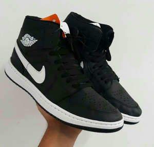 Nike Jordan 1 Negro