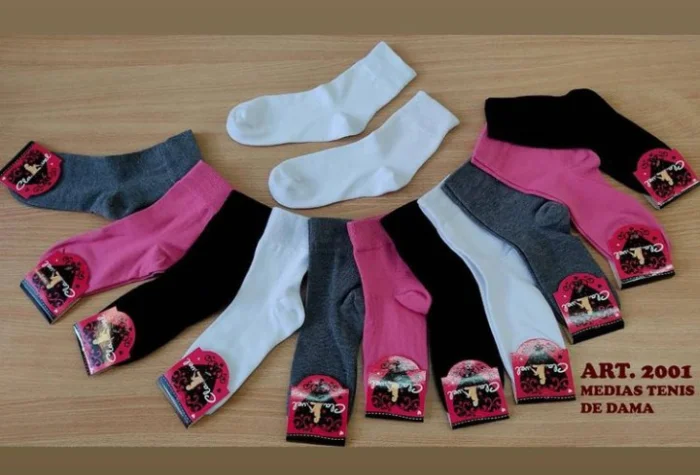 Tenis Liso  Clavel