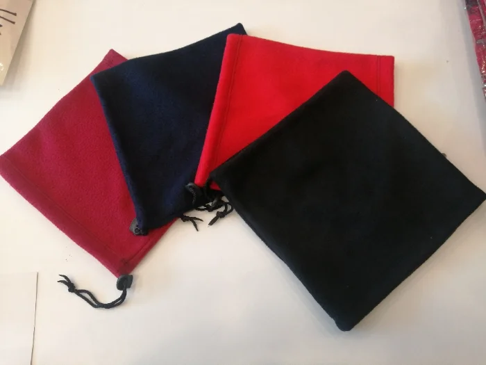 Cuello de Polar con Ajuste