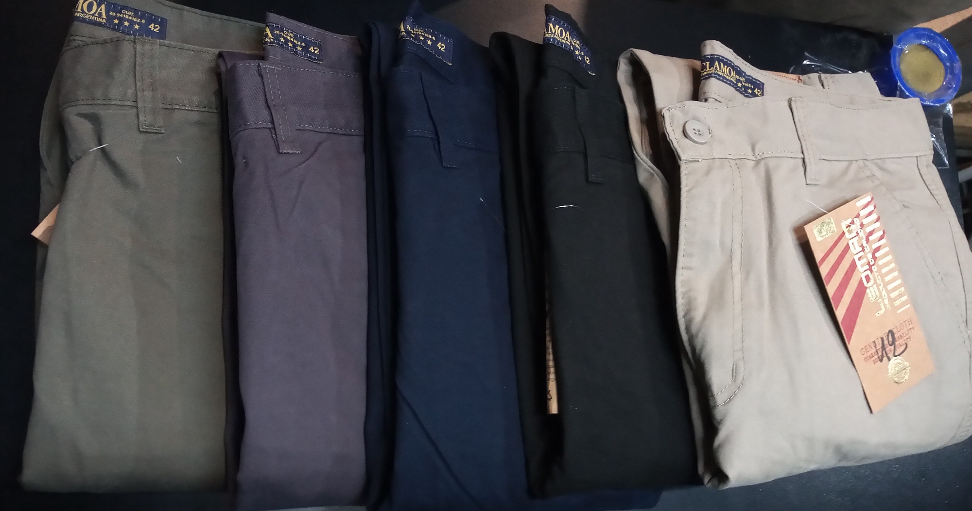 Pantalon Chino Clásico de Gabardina Hombre Nacional - Imagen 2