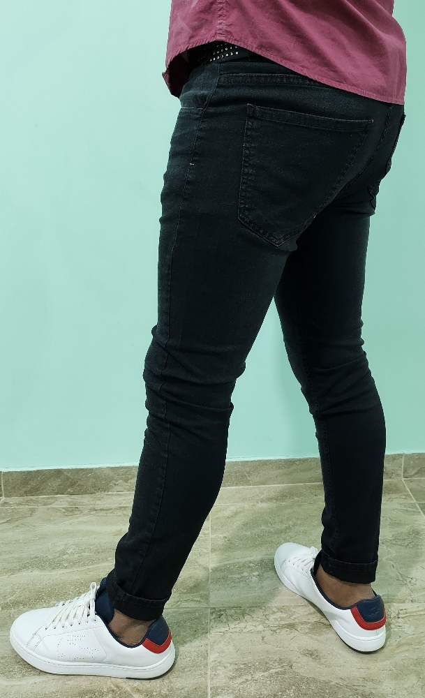 Jeans de Hombre Negro Localizado - Imagen 3