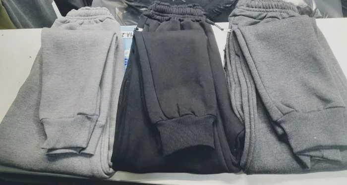 Babuchas de Hombre  Lisas con Cierre en el Bolsillo