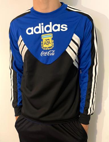 Buzos Retros.