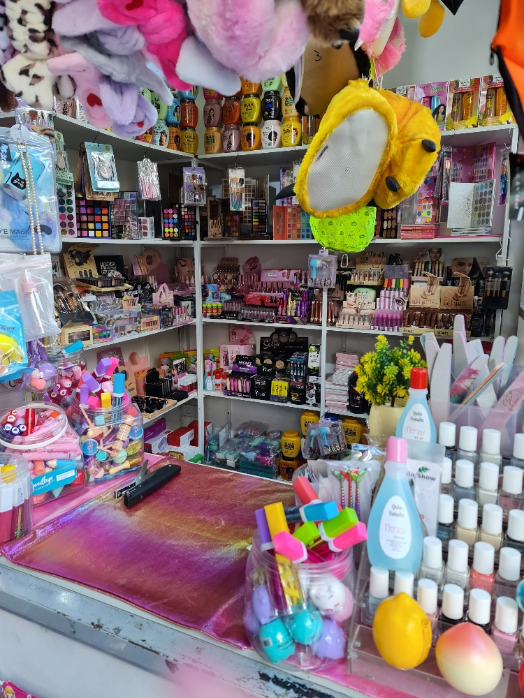 Maquillaje Importado y Nacional - Imagen 3