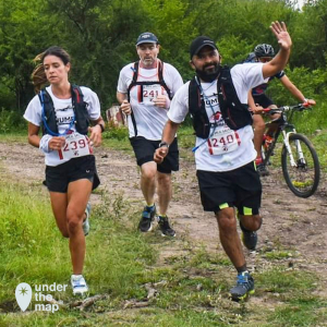 Remera Deportiva Estampada Maratones, Carreras - Miniatura 2
