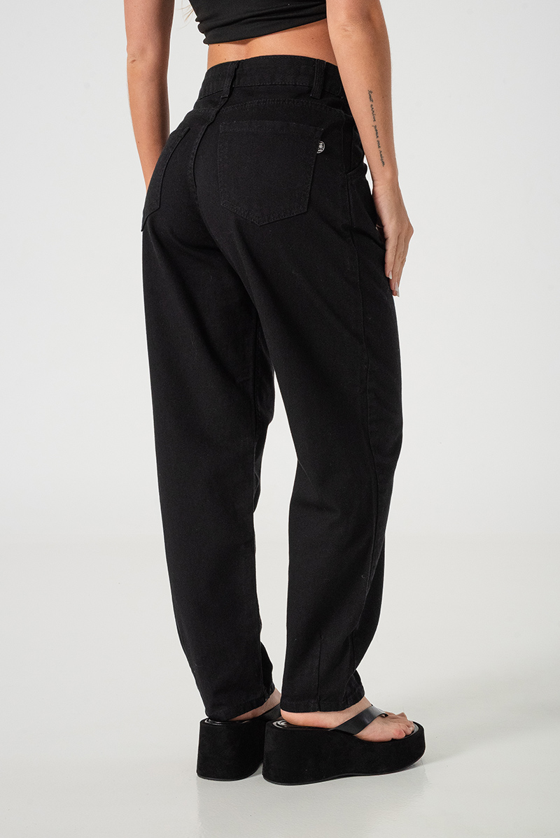 1264 Slouchy Negro Rígido - HER%20JEANS-168.jpg
