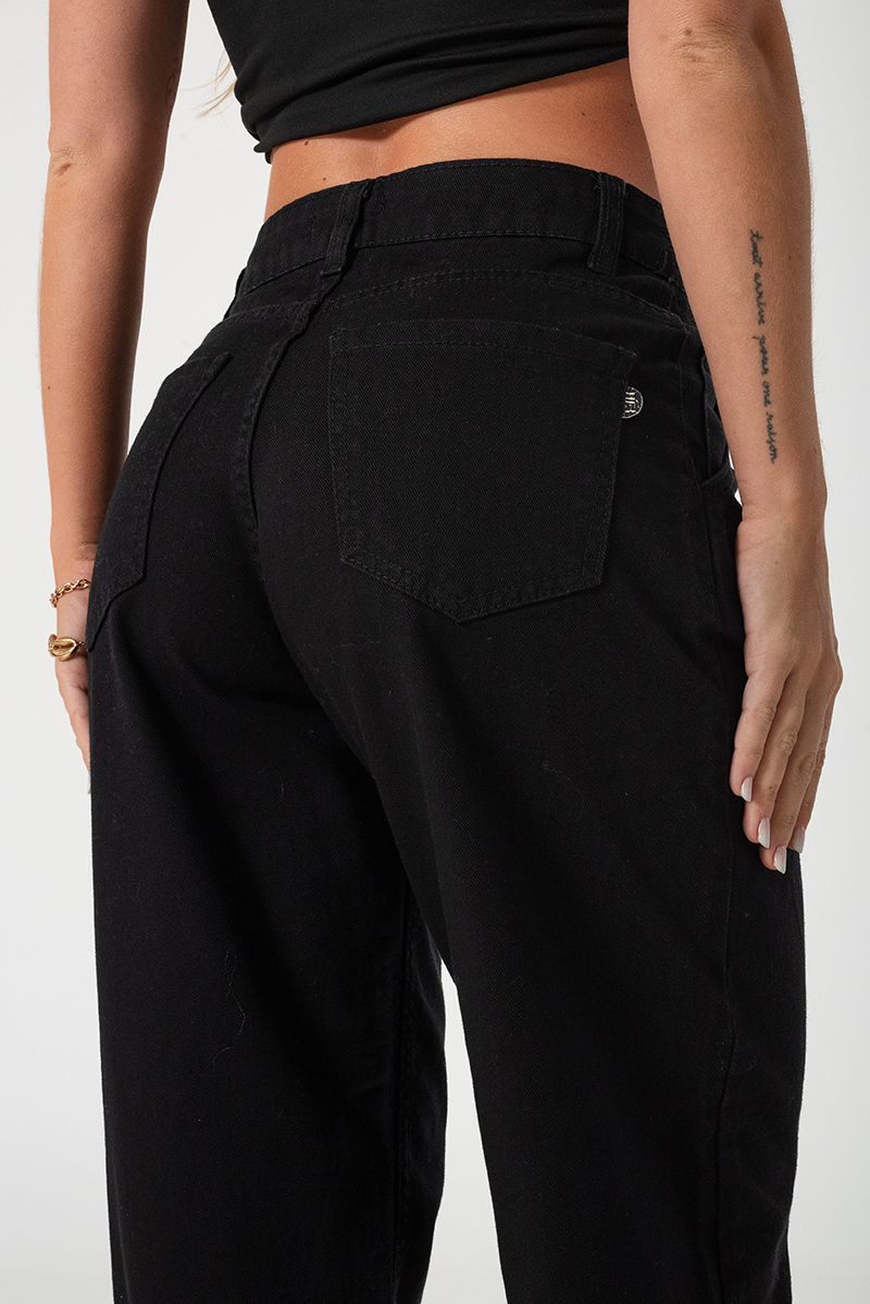 1264 Slouchy Negro Rígido - HER%20JEANS-170.jpg