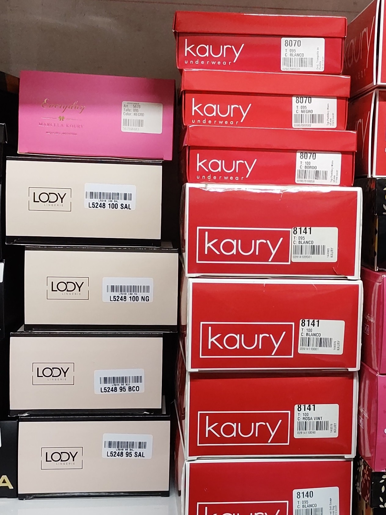 Lencería Mayorista , Pack 200.000$ - Imagen 3