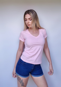 Escote V ..