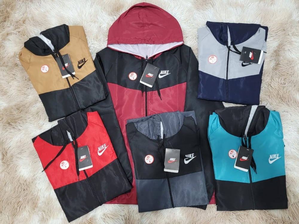 Campera Rompeviento Bordada Nik - Imagen 5