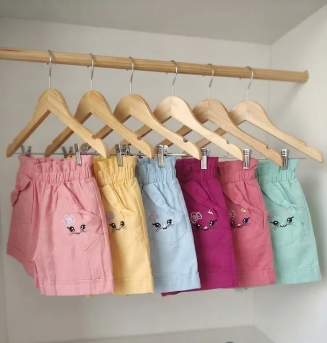 Shorts de Nena Lienzo con Bordado