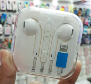 Auricular de Iphone ( Lightning )