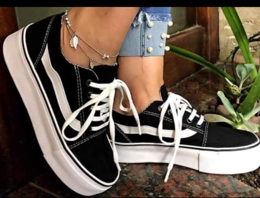 Zapatillas. Vanss Altas - Imagen 3