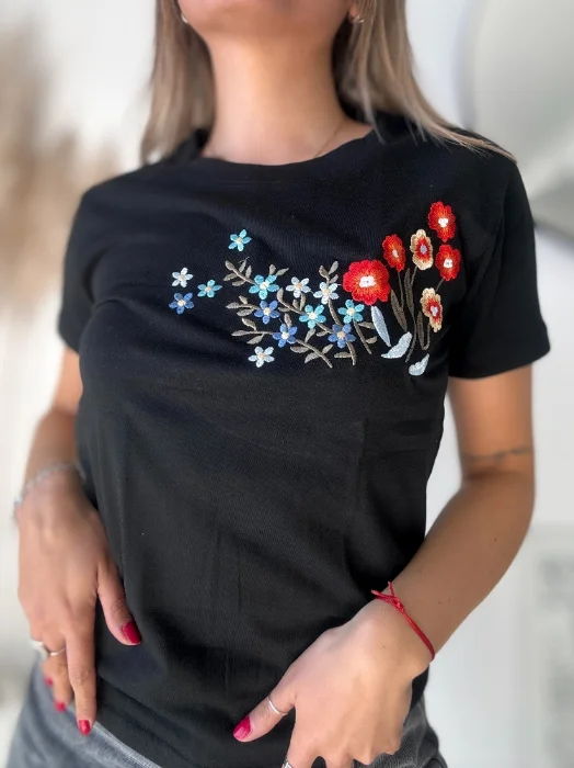 Remera Bordada Algodón Peinado