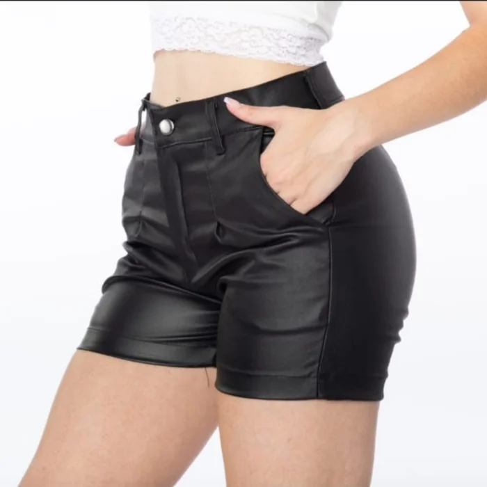 Short Engomado Negro Dama Sastrero