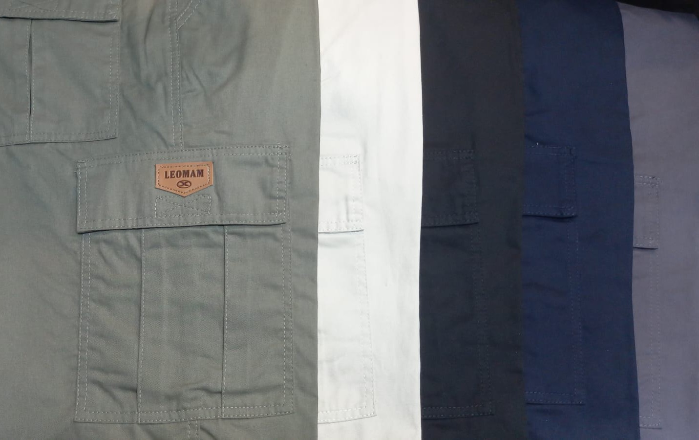 Bermuda Cargo Gabardina - Imagen 3
