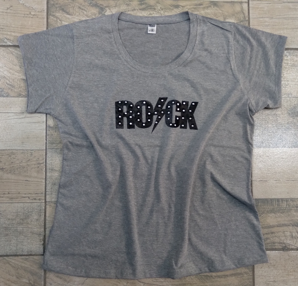 Remeras Especiales con Tachas - Imagen 3