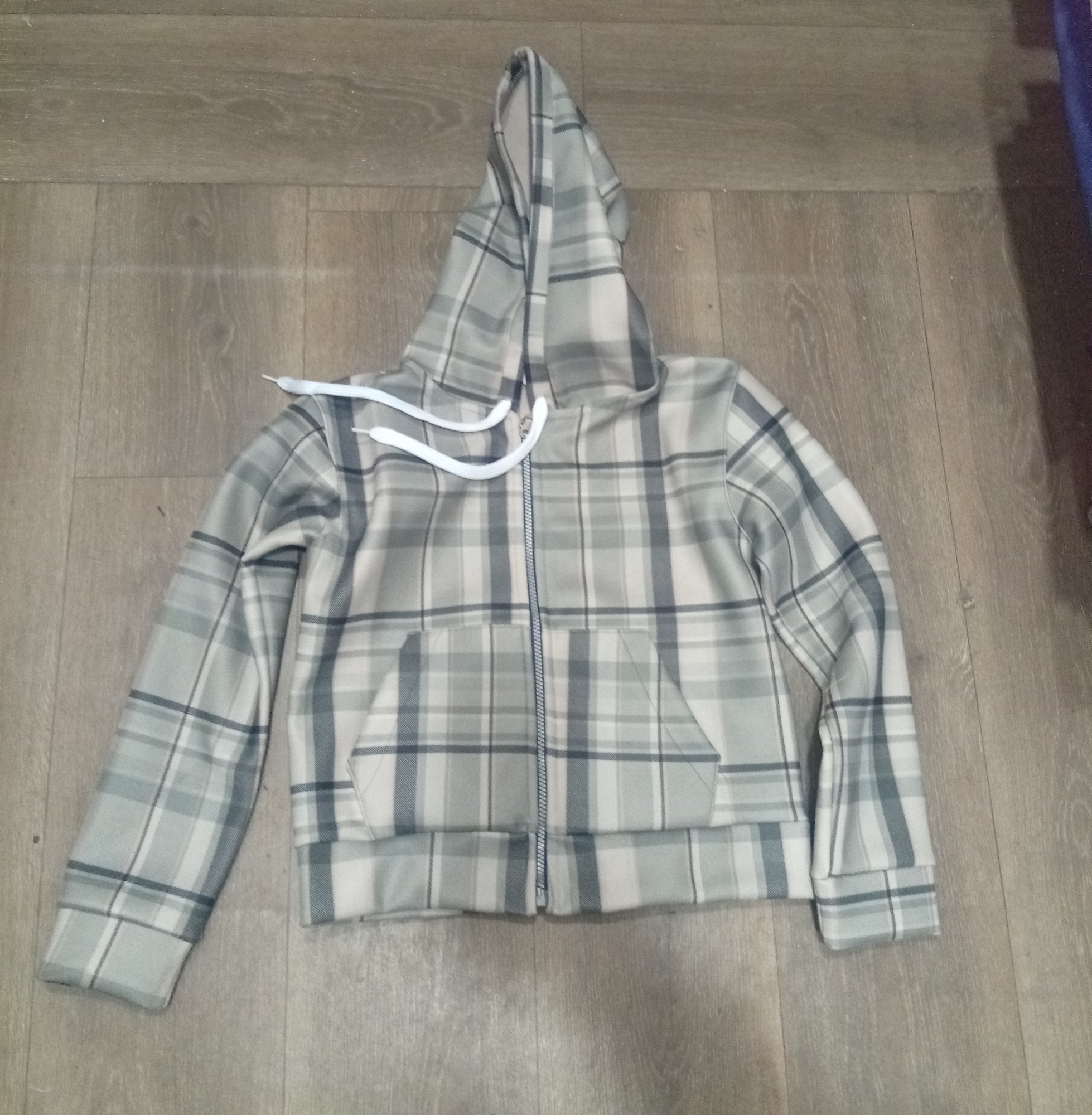 Campera Paño Escocés Cuadrille Canguro Dama Oferta - Imagen 6