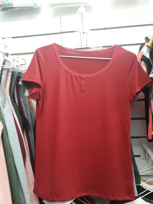 Remera Puntilla Boton